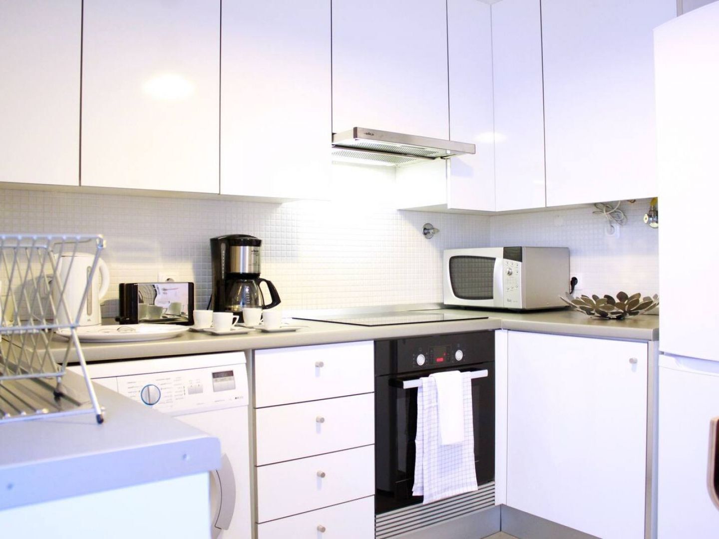 Apartment Joivy Modern 1-bed With Terrace, Moments From Sao Bento Palace